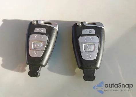 2012 Hyundai Veracruz Limited z USA, uszkodzony, nr VIN KM8NUDCC5CU195187